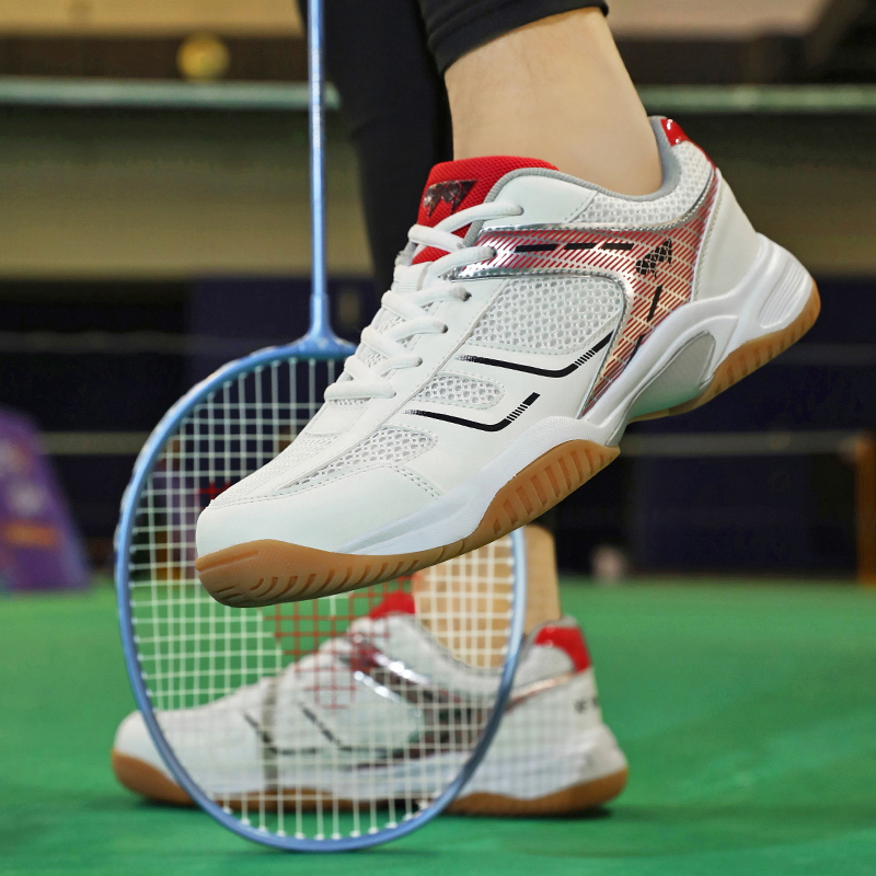 Yeni Badminton Ayakkabıları Er - Leatherwork Desk incelemesi ve fiyatı